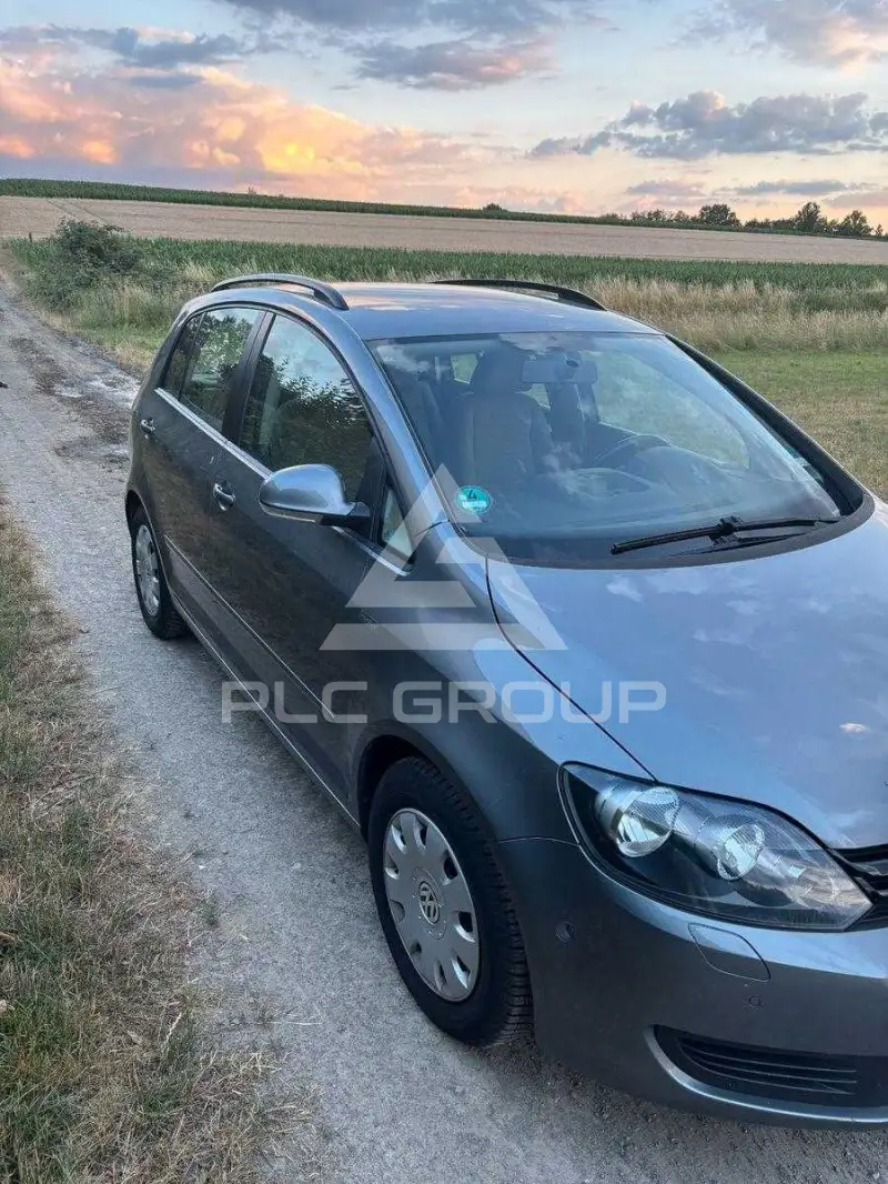 2010 Volkswagen GOLF