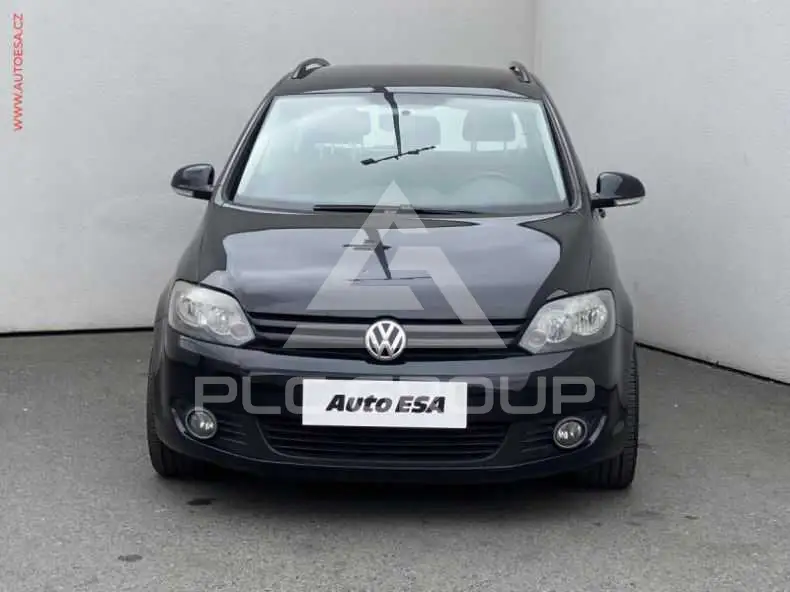 2010 Volkswagen GOLF