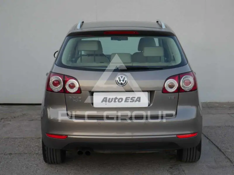 2010 Volkswagen GOLF