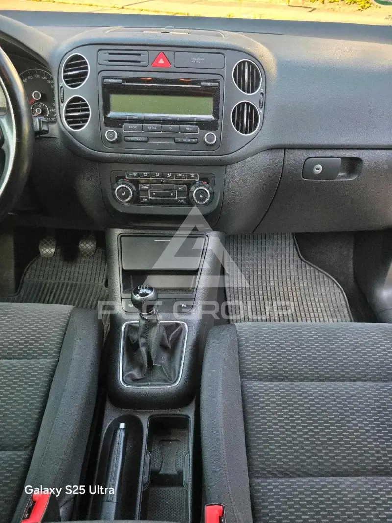 2010 Volkswagen GOLF
