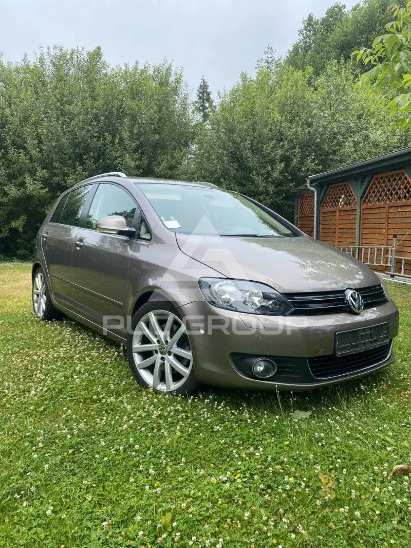 2010 Volkswagen GOLF