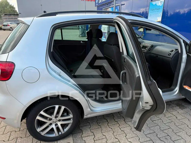 2010 Volkswagen GOLF