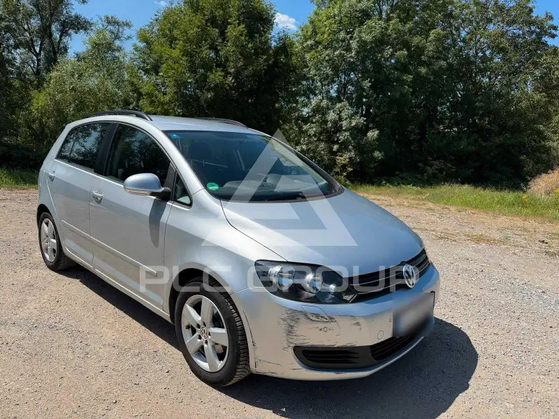 2010 Volkswagen GOLF