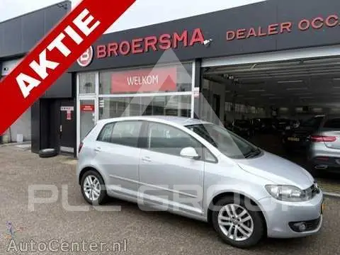 2010 Volkswagen GOLF