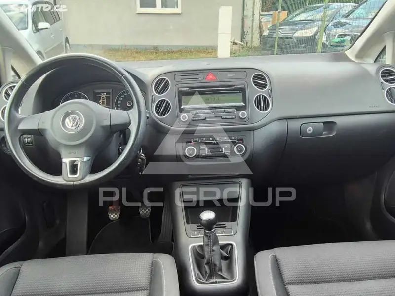 2010 Volkswagen GOLF