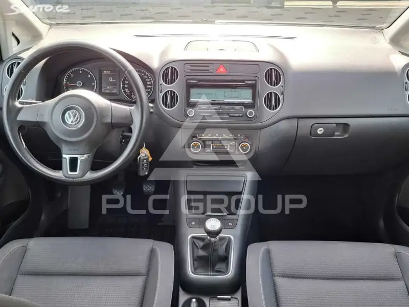 2010 Volkswagen GOLF