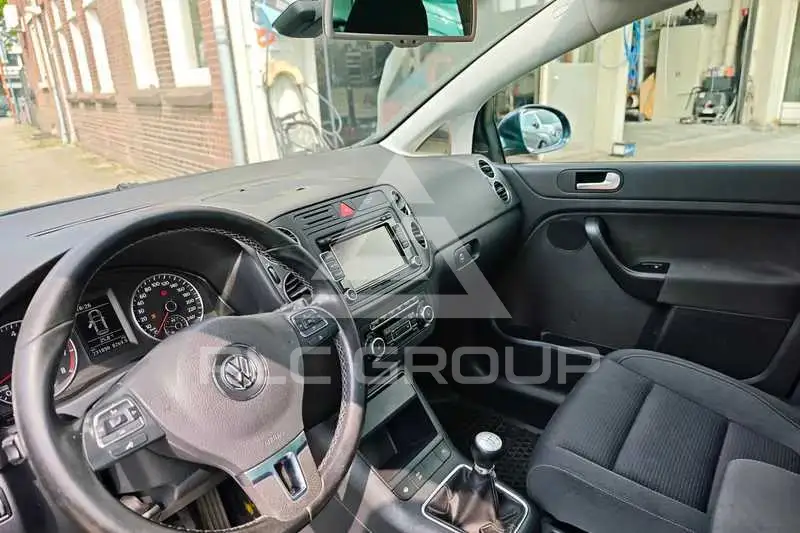 2010 Volkswagen GOLF