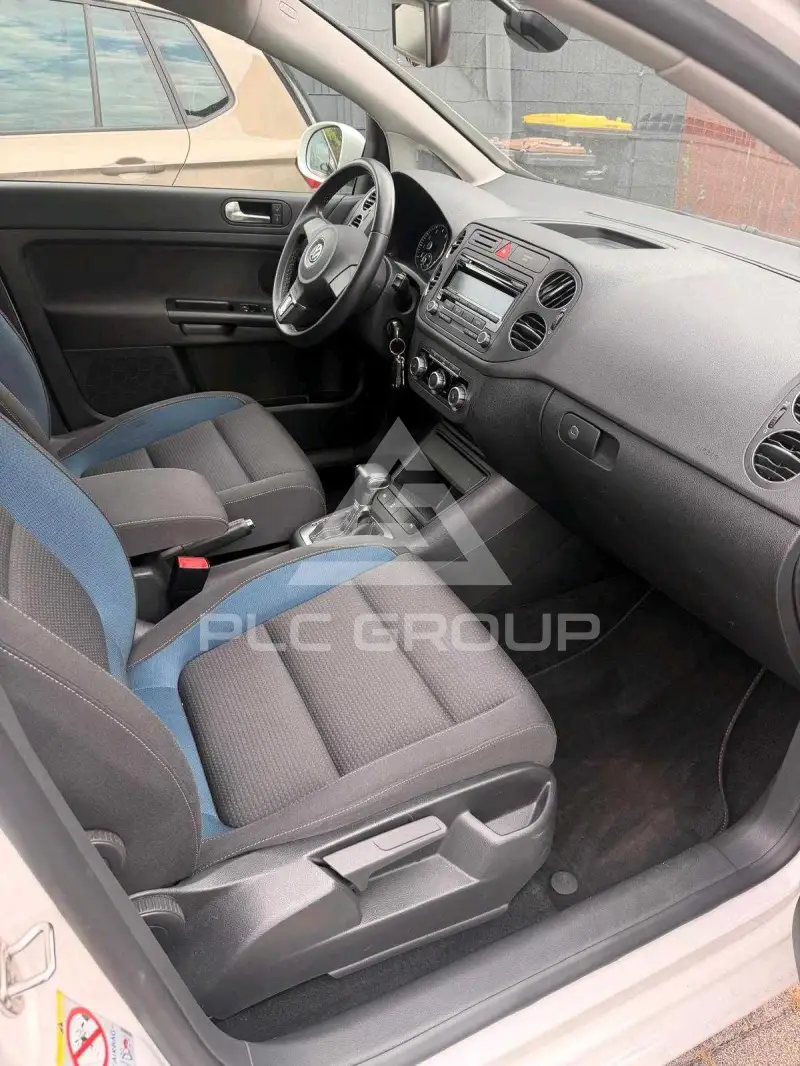 2010 Volkswagen GOLF