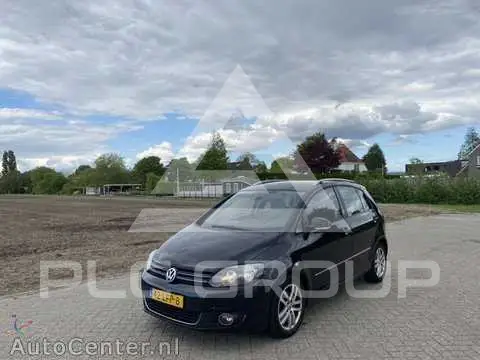 2010 Volkswagen GOLF