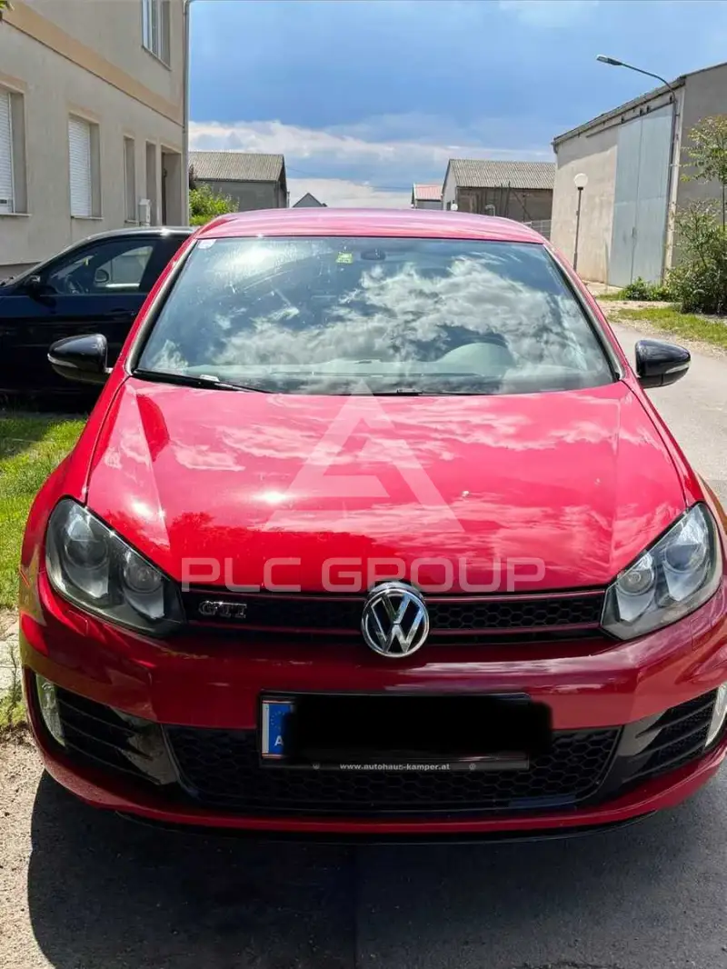 2010 Volkswagen GOLF