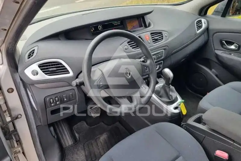 2010 Renault Scenic