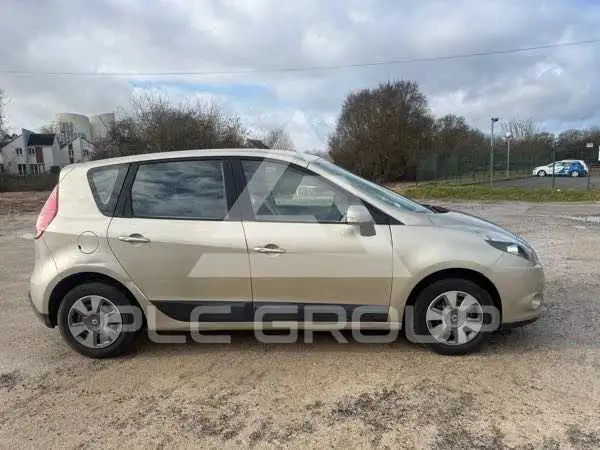 2010 Renault Scenic
