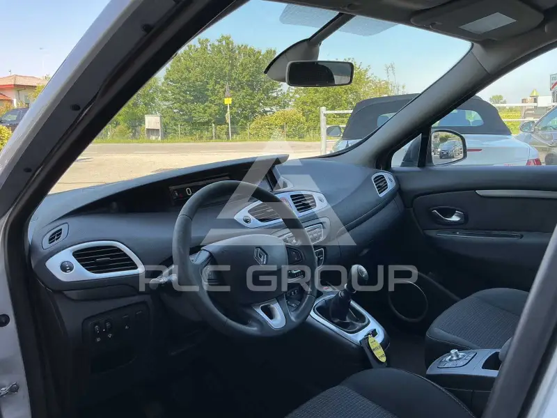 2010 Renault Scenic