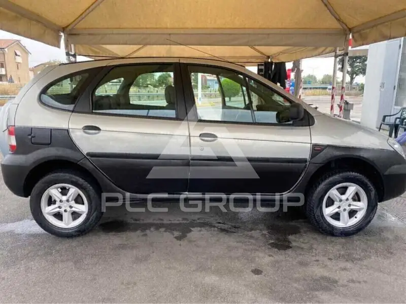 2010 Renault Laguna
