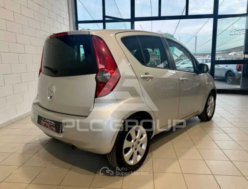 2010 Opel AGILA
