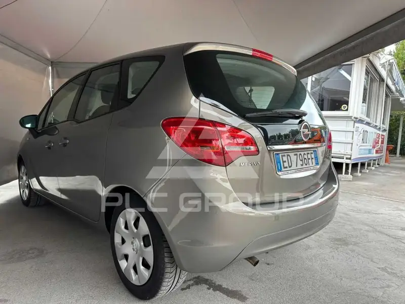 2010 Opel MERIVA