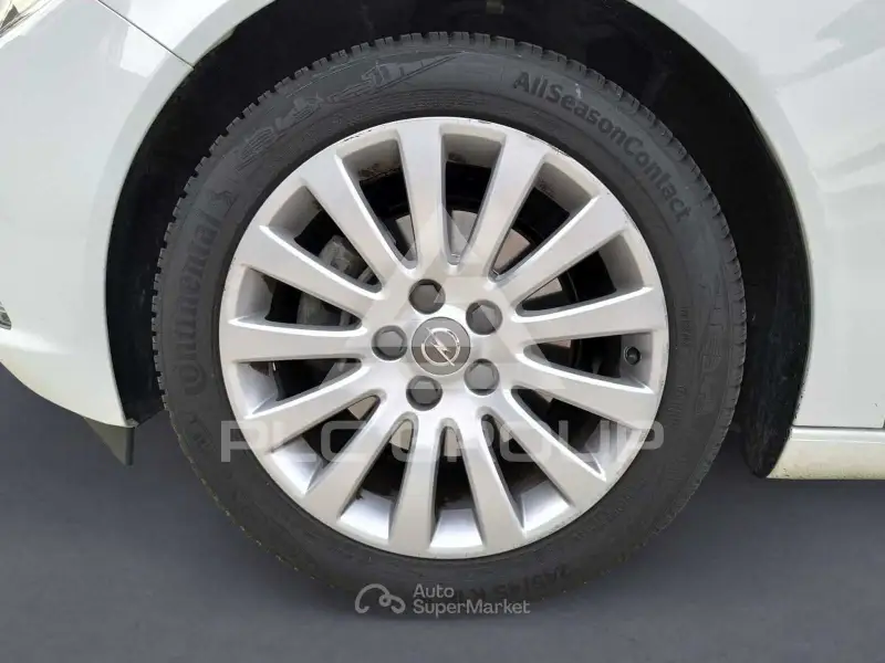 2010 Opel Insignia