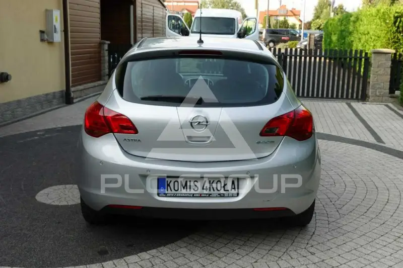 2010 Opel Astra