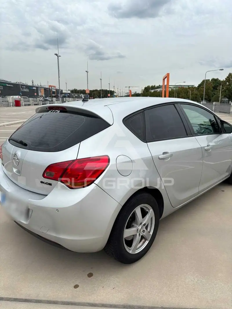 2010 Opel Astra