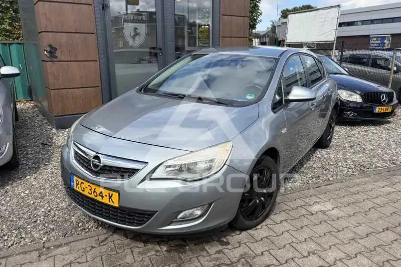 2010 Opel Astra
