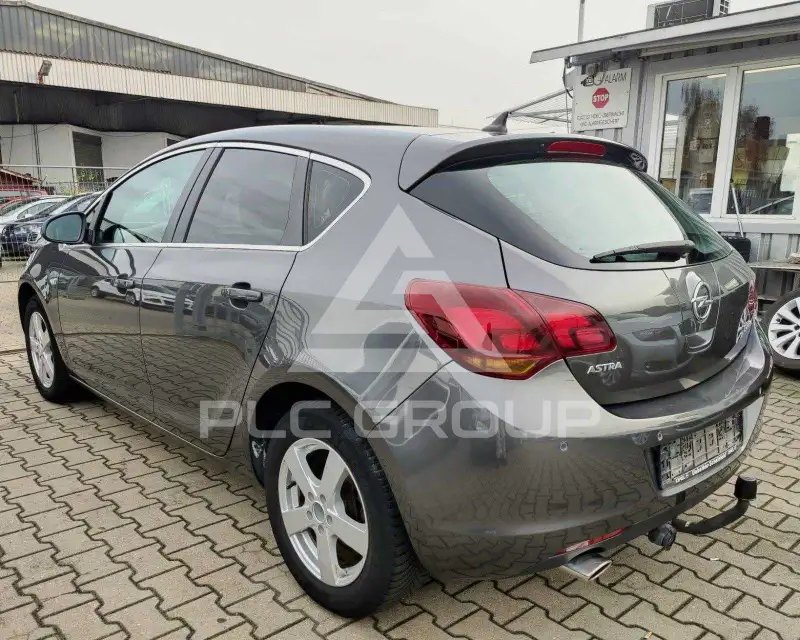2010 Opel Astra