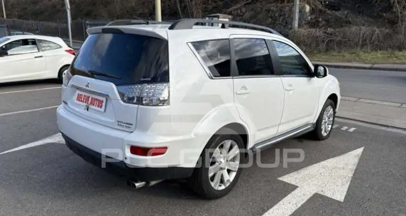 2011 Mitsubishi OUTLANDER