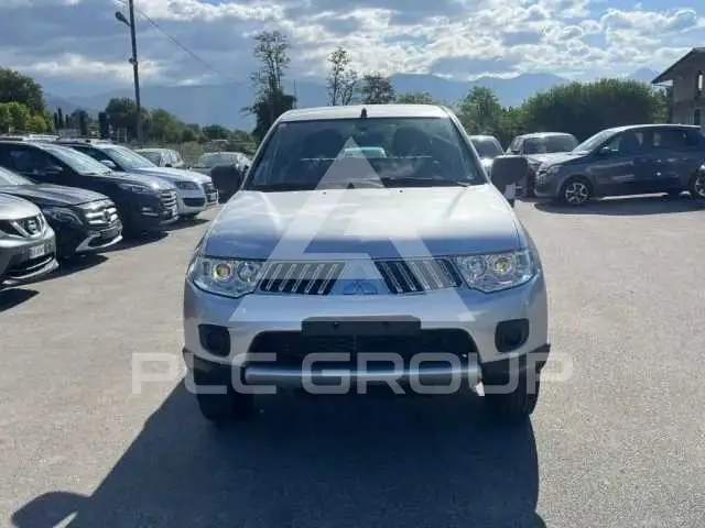 2011 Mitsubishi L200