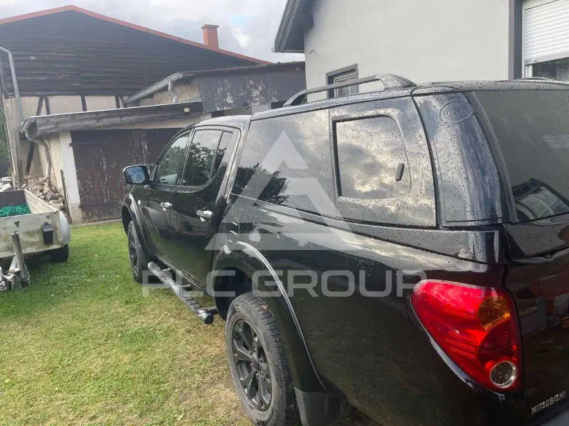2011 Mitsubishi L200