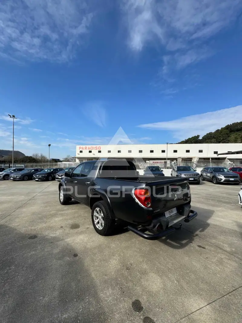 2011 Mitsubishi L200