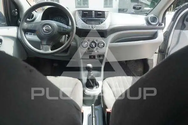 2011 Nissan Pixo