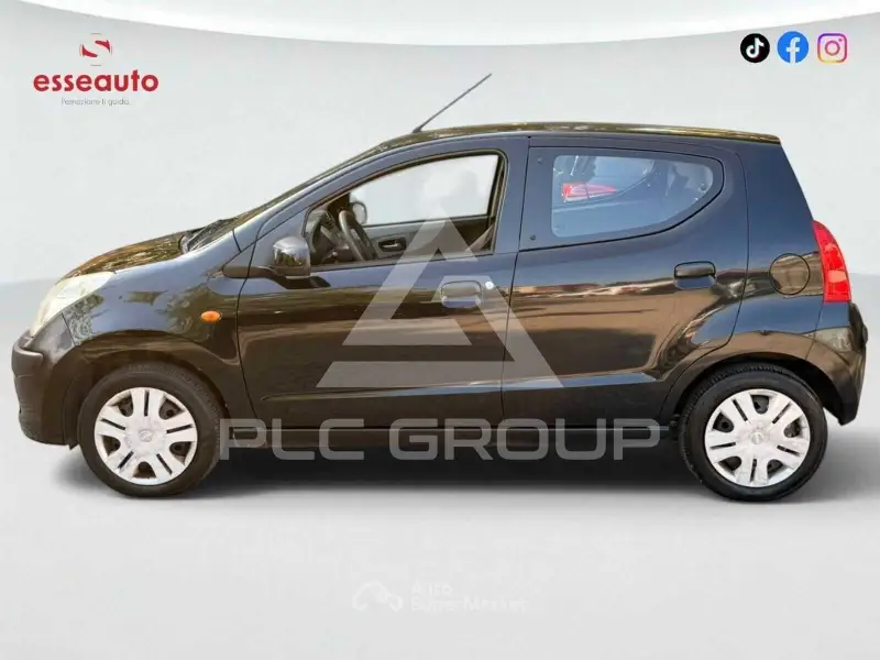2011 Nissan Pixo