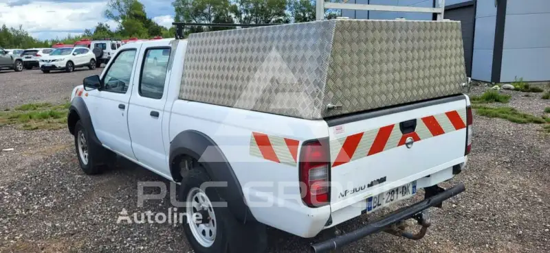 2011 Nissan NP300