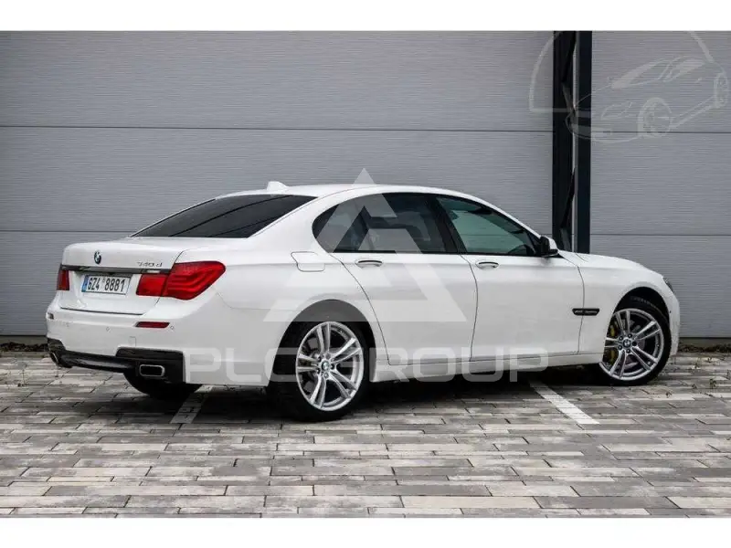 2011 BMW 218