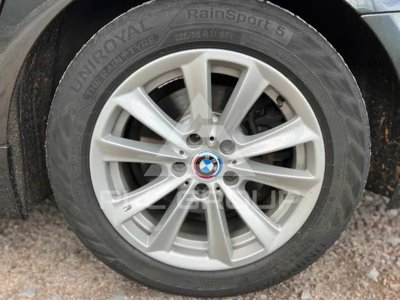 2011 BMW 523