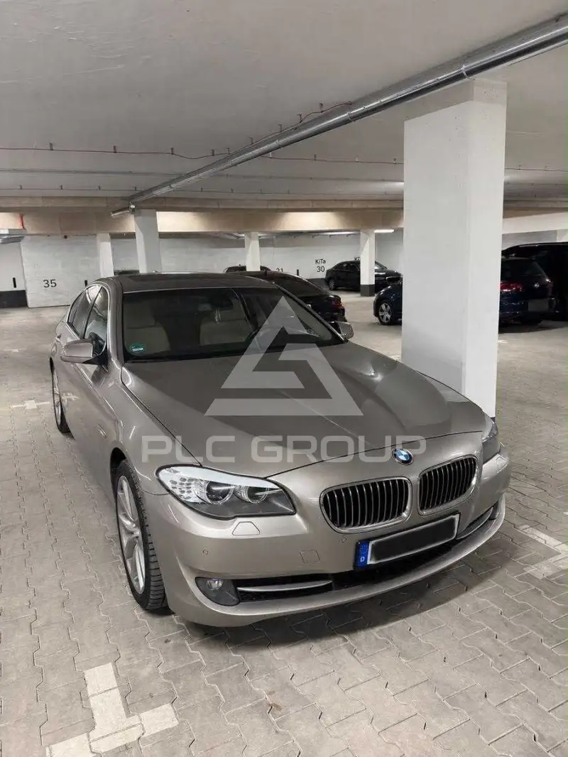 2011 BMW 523