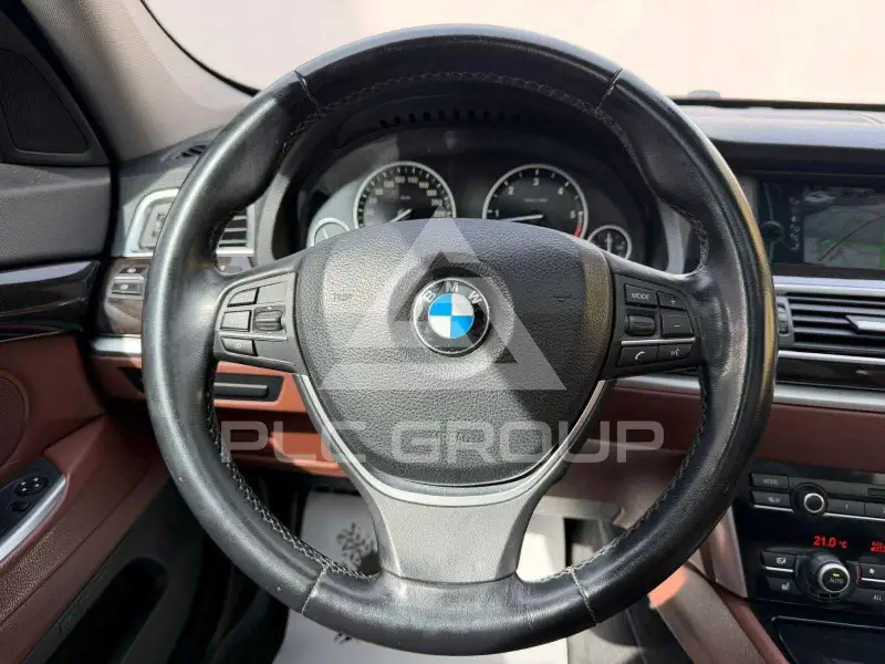 2011 BMW 523
