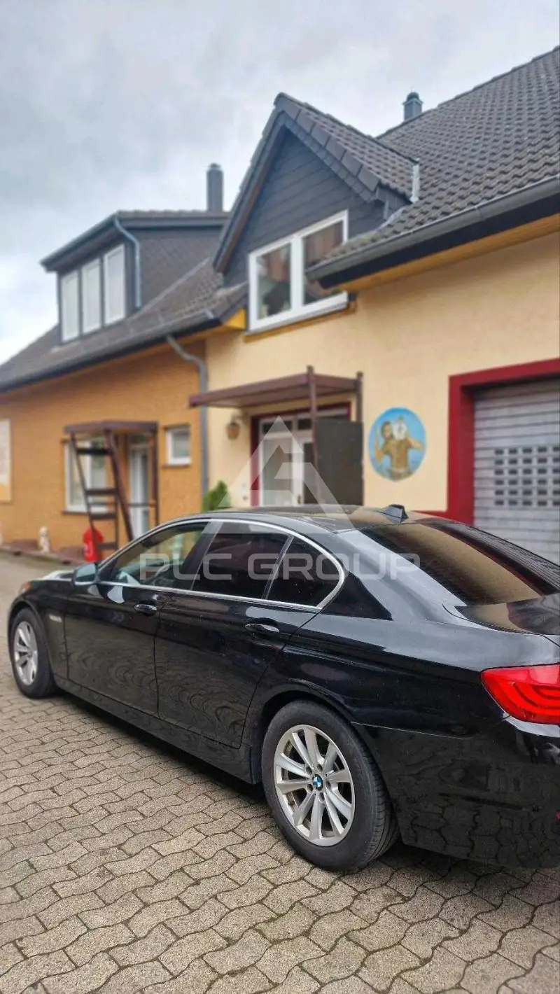 2011 BMW 523
