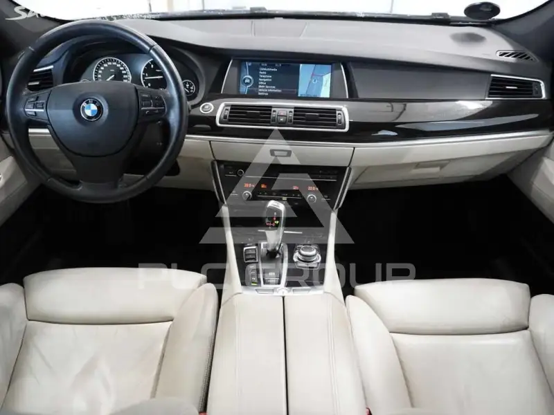2011 BMW 523