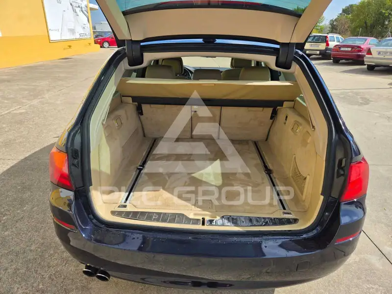 2011 BMW 523