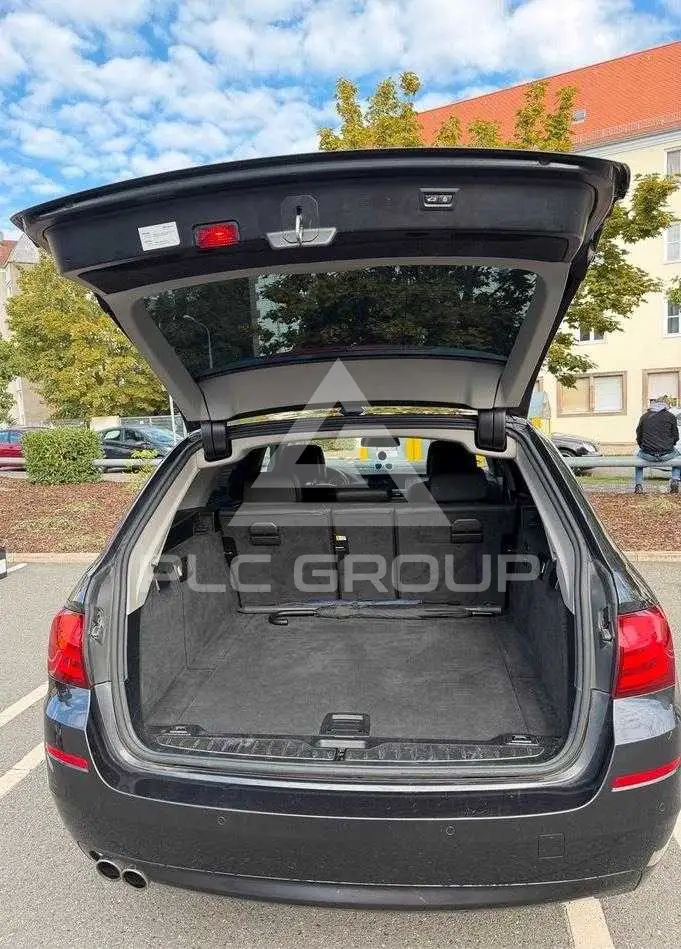 2011 BMW 523