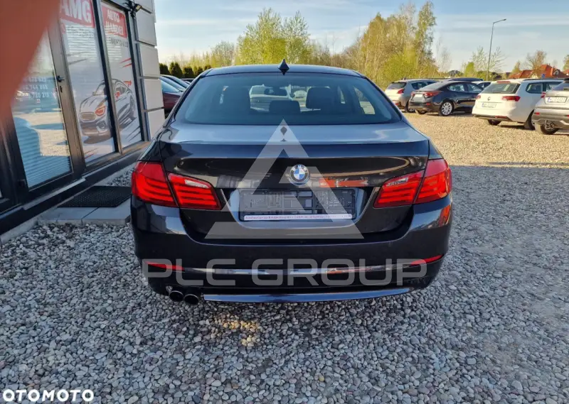 2011 BMW 523