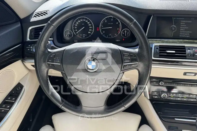 2011 BMW 523