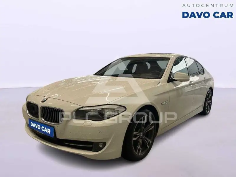 2011 BMW 523