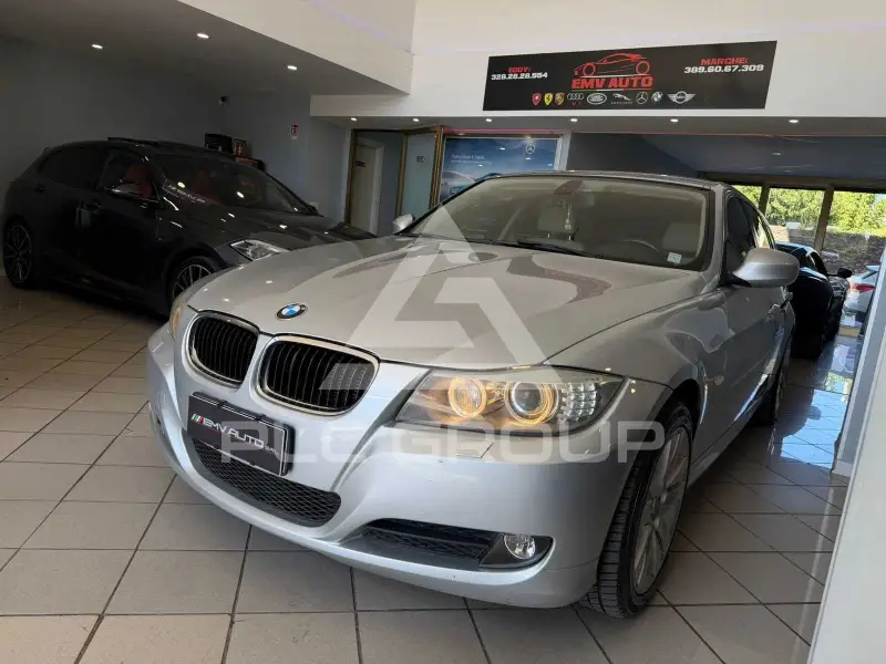 2011 BMW 330