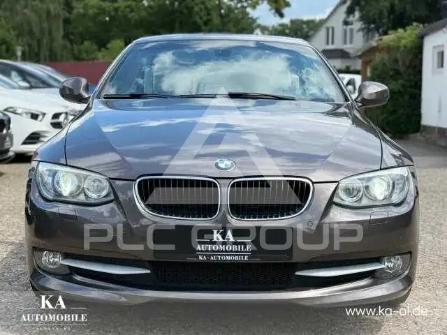 2011 BMW 330