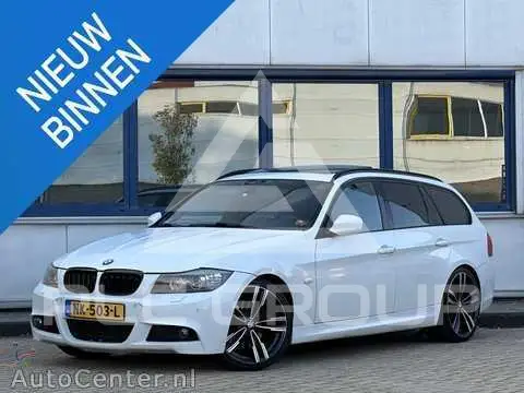 2011 BMW 330
