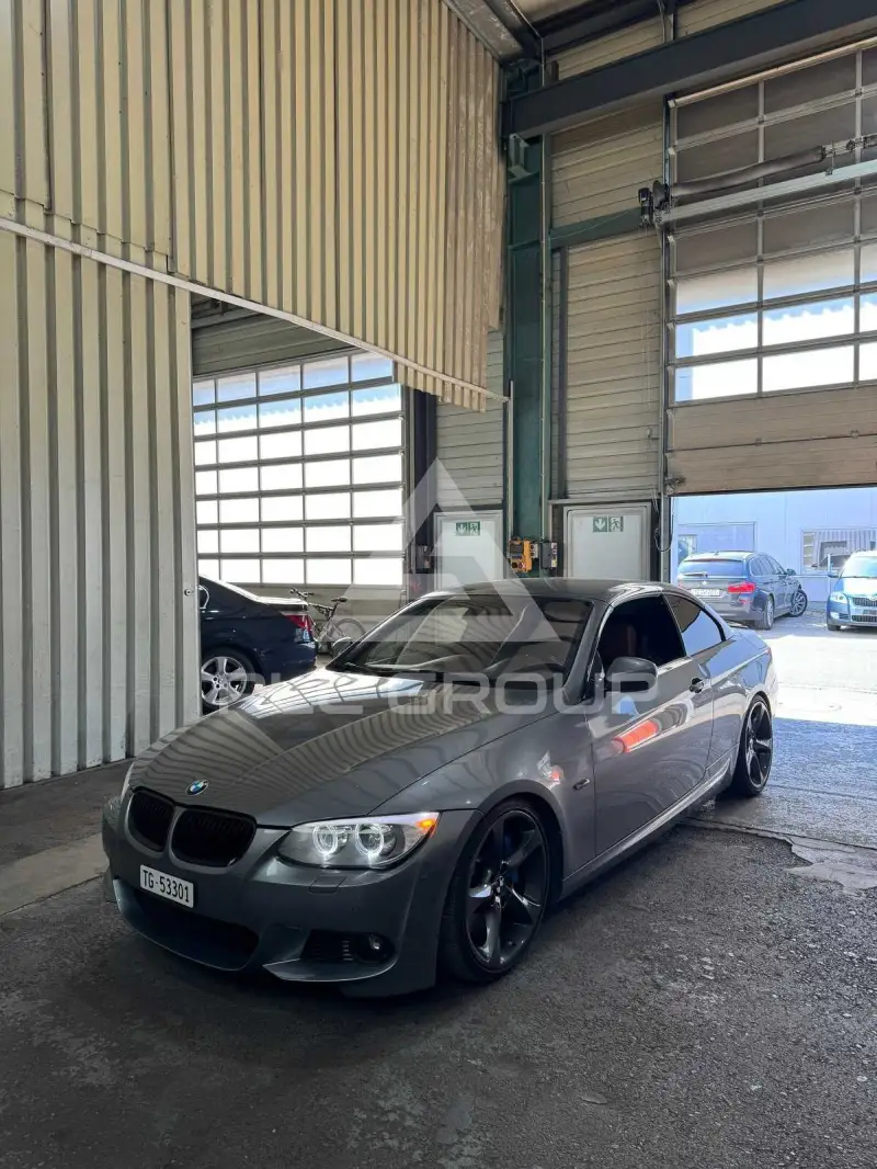 2011 BMW 330
