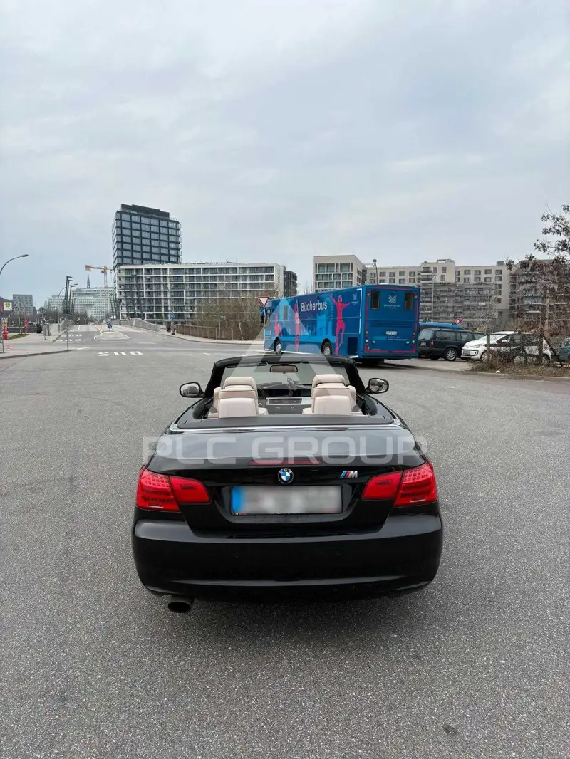 2011 BMW 330