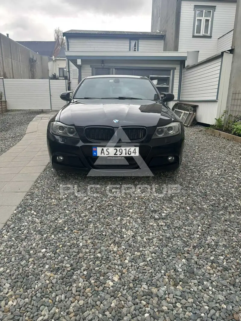 2011 BMW 330