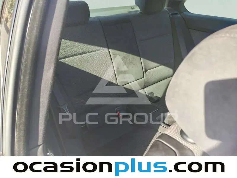2011 BMW 330